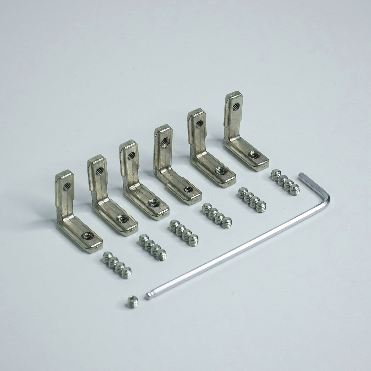 For 15x15mm Profiles, 12 Internal Corner Connectors, 25 Flat Point Hex Screws M4, 1 Hex Allen Wrench