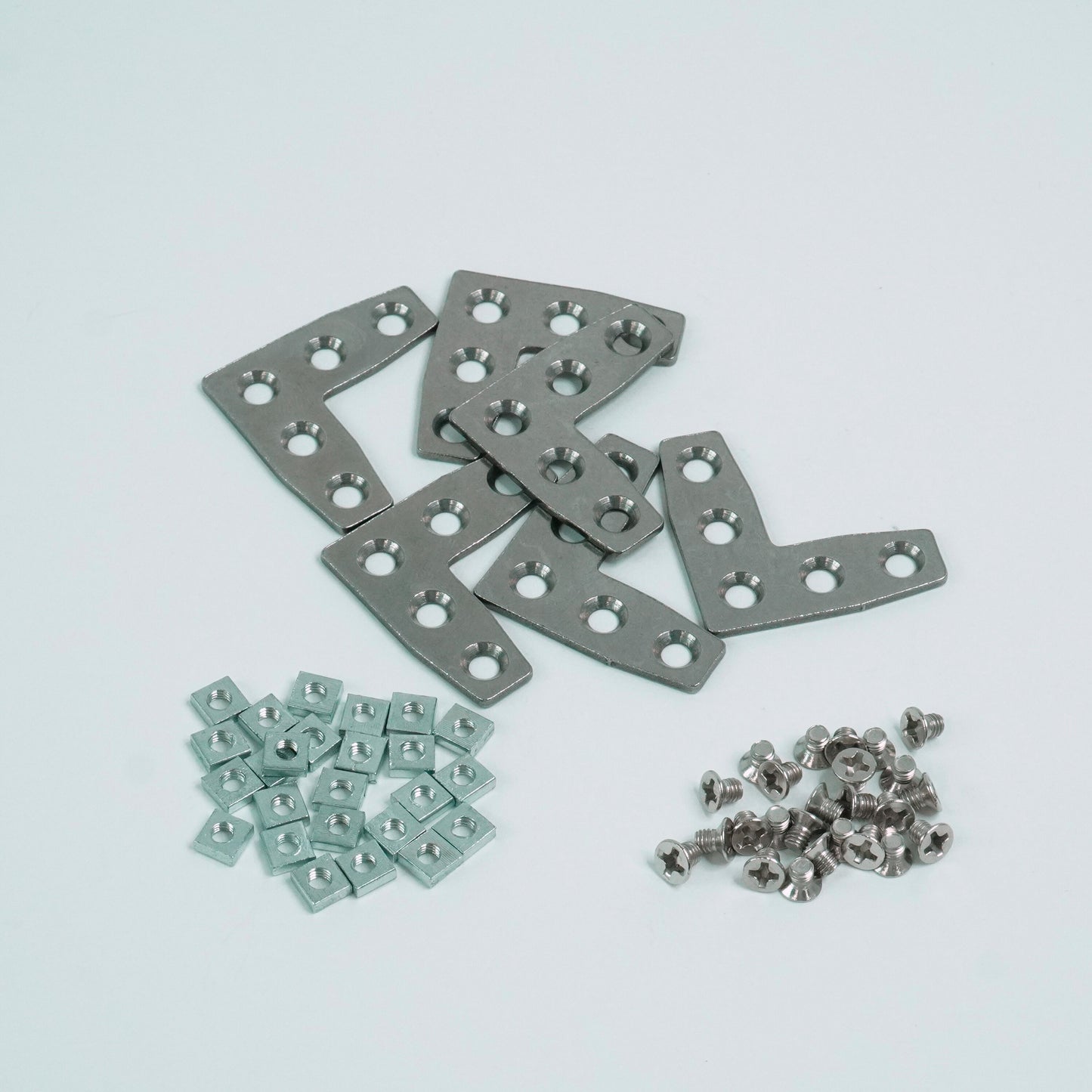 L-Shaped Assembly Plates + Sliding Nuts + Countersunk Head Screws