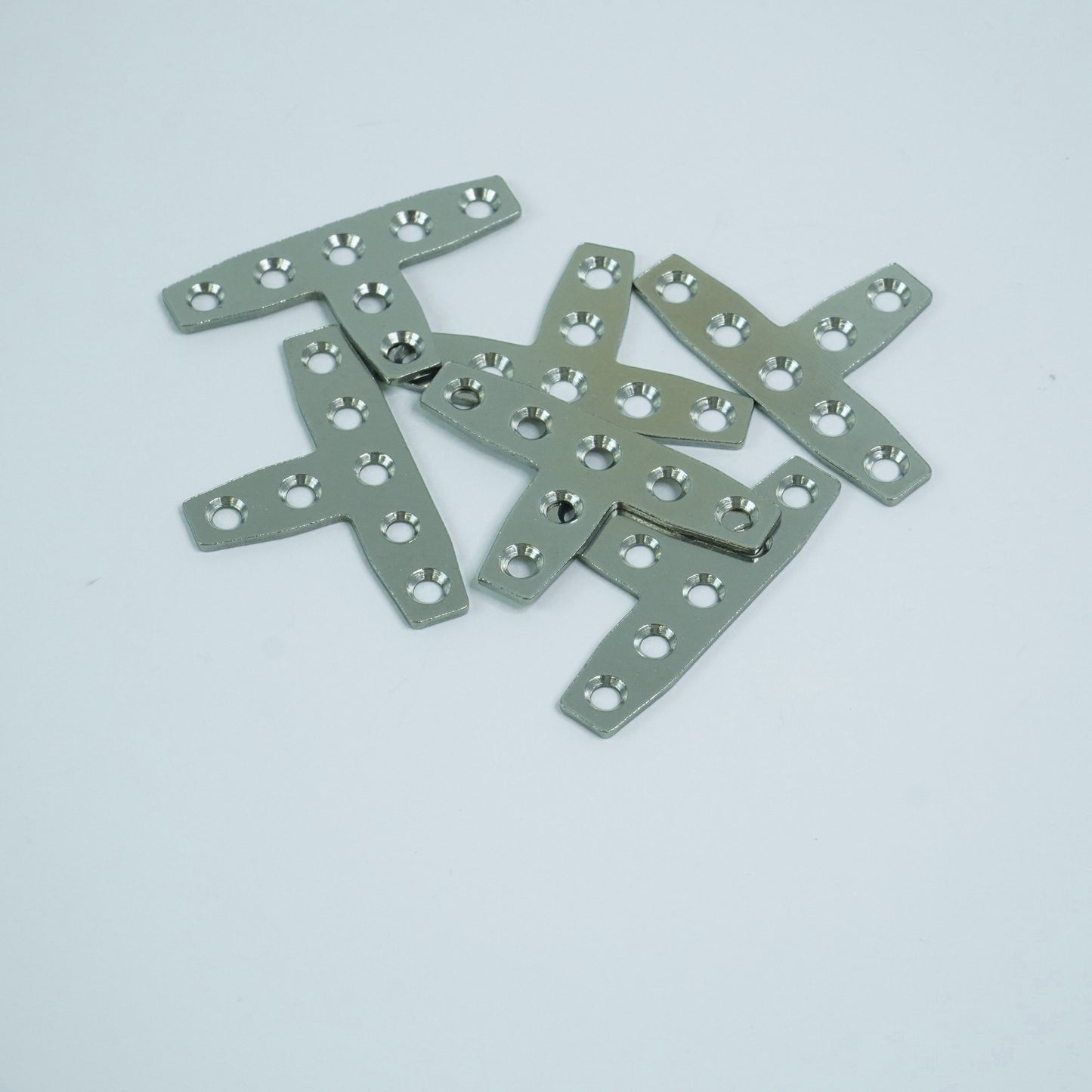 T-Shaped Assembly Plates, 6 Pieces